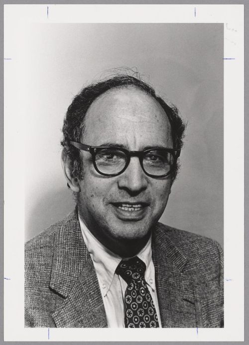 Kuhn Thomas